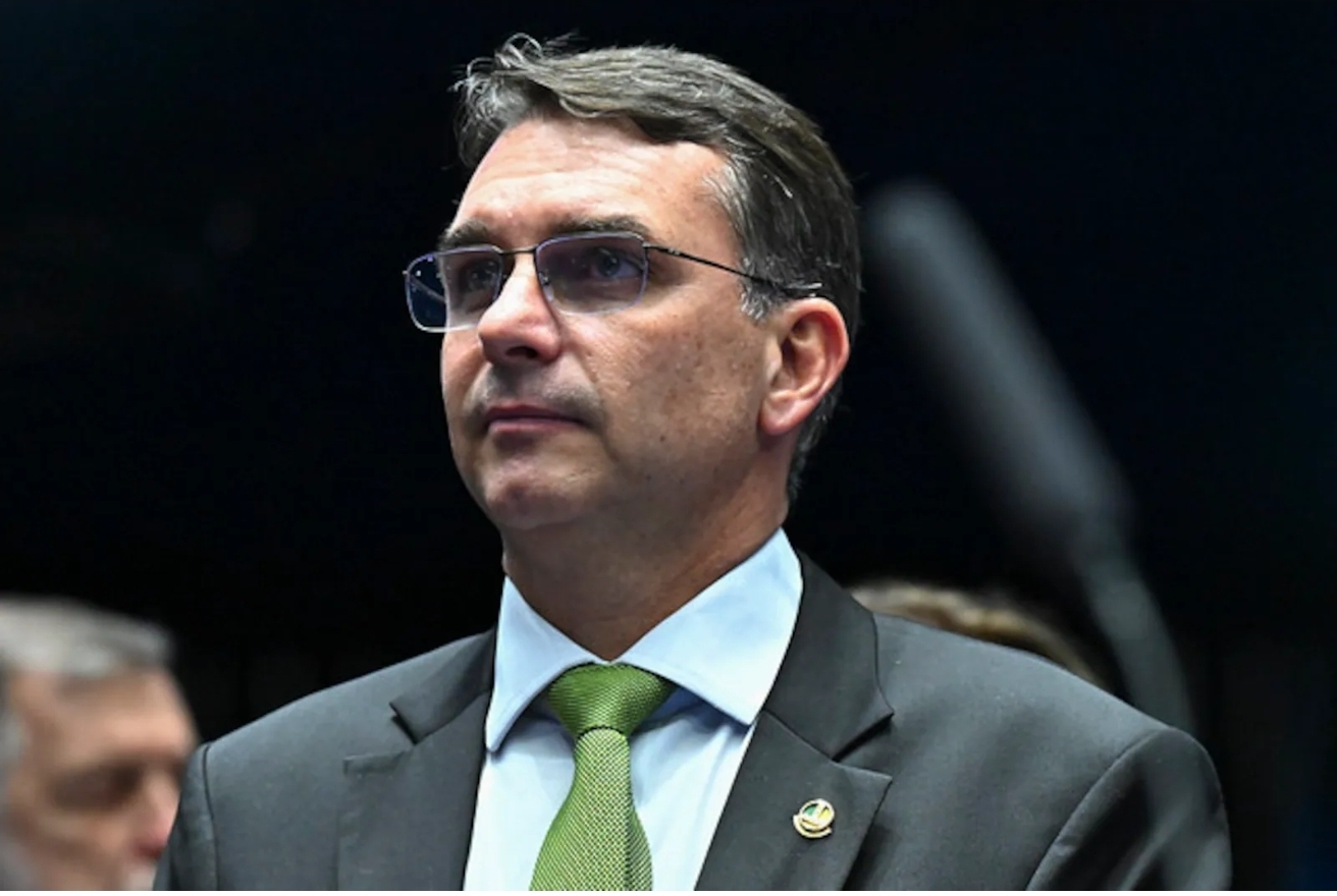 Aliados de Flávio Bolsonaro no PL escalam ‘vice dos sonhos’ para a disputa à Presidência